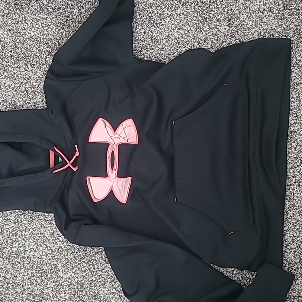 UNDER ARMOUR HOODIE